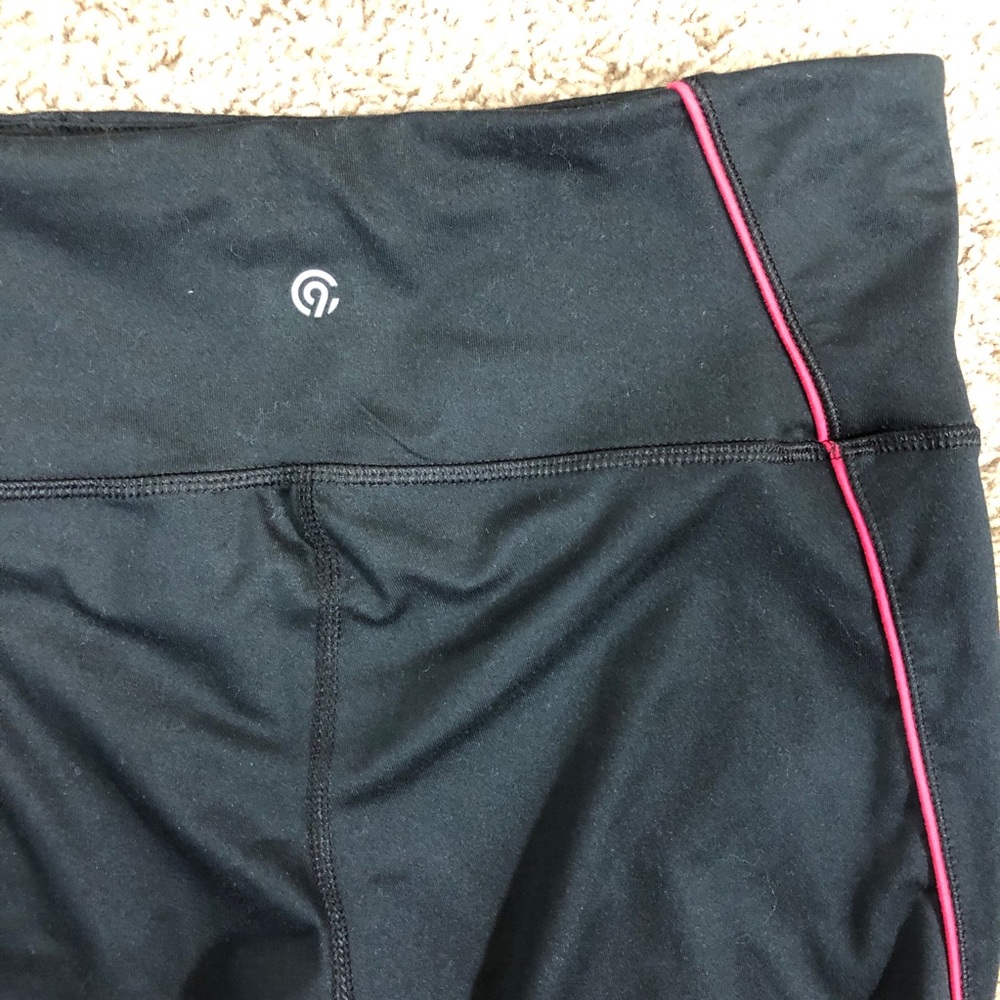 C9 by Champion capri leggings with mesh on side - Picture 4 of 8